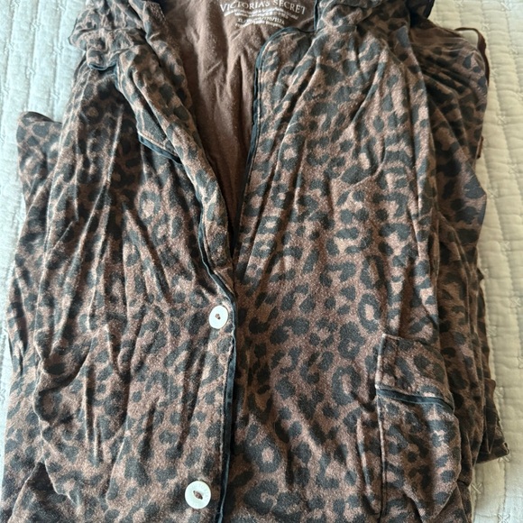 Victoria's Secret Leopard Print Pajama Set XL - Picture 3 of 5